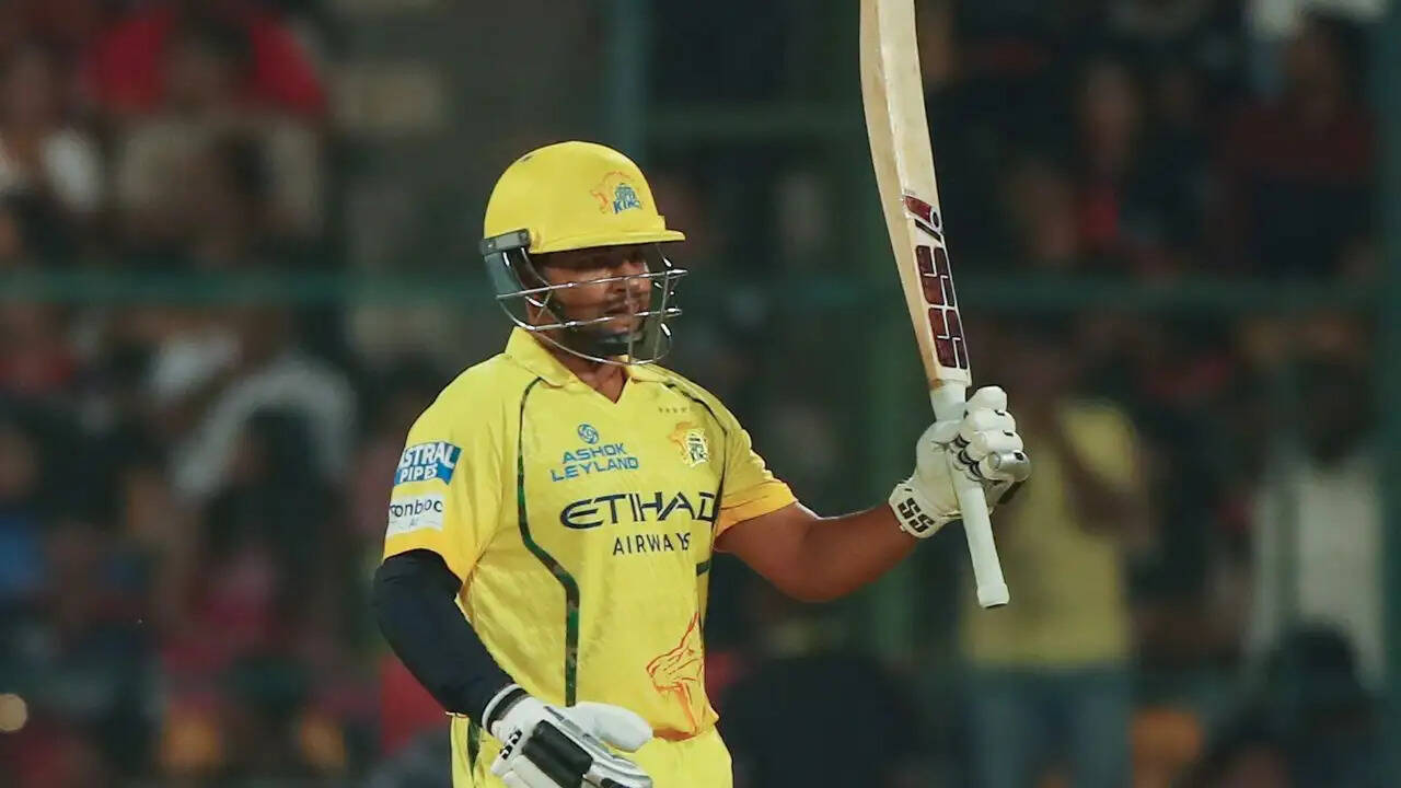 चेन्नई सुपर किंग्स की रणनीति पर उठे सवाल, सरफराज खान का प्रदर्शन चमकता