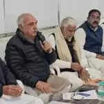 कांग्रेस का भाजपा मुख्यालय के खिलाफ प्रदर्शन, MGNREGA पर उठे सवाल