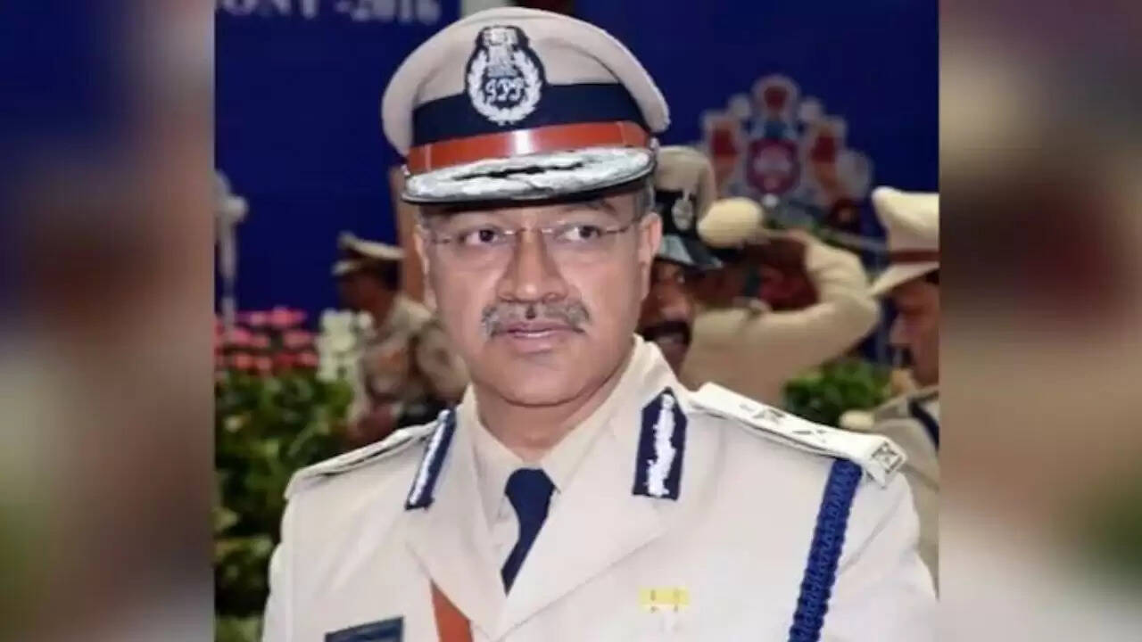 बेंगलुरु में नए पुलिस कमिश्नर की नियुक्ति के बाद भगदड़ की जांच