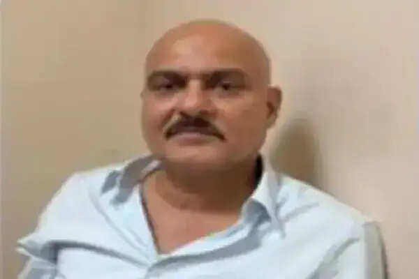पंजाब में ईडी की कार्रवाई: बिल्डर अजय सहगल गिरफ्तार