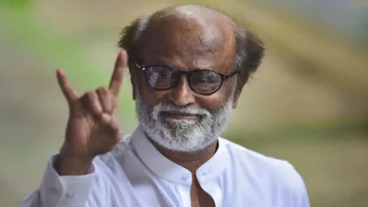 रजनीकांत ने राजनीति में न आने के आरोपों को किया खारिज