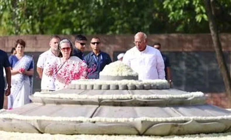 राजीव गांधी की पुण्यतिथि पर नेताओं ने दी श्रद्धांजलि