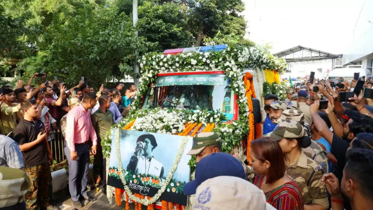 गुवाहाटी में जुबिन गर्ग का अंतिम संस्कार: फैंस का उमड़ा सैलाब