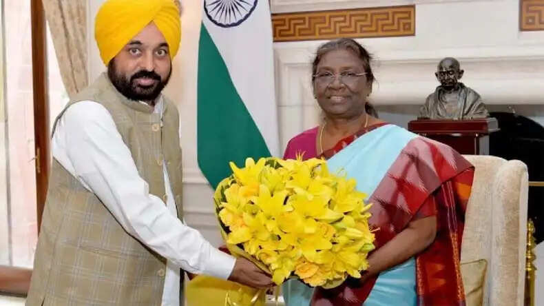 पंजाब में आम आदमी पार्टी में उठापटक: सीएम ने राष्ट्रपति से मिलने का समय मांगा