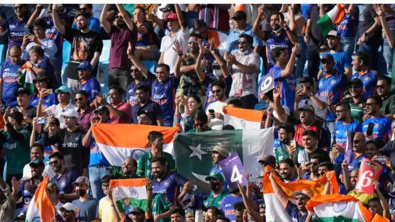 क्रिकेट का सुपर संडे: भारत की महिला टीम बांग्लादेश से भिड़ेगी, फिर पुरुष टीम दक्षिण अफ्रीका के खिलाफ खेलेगी