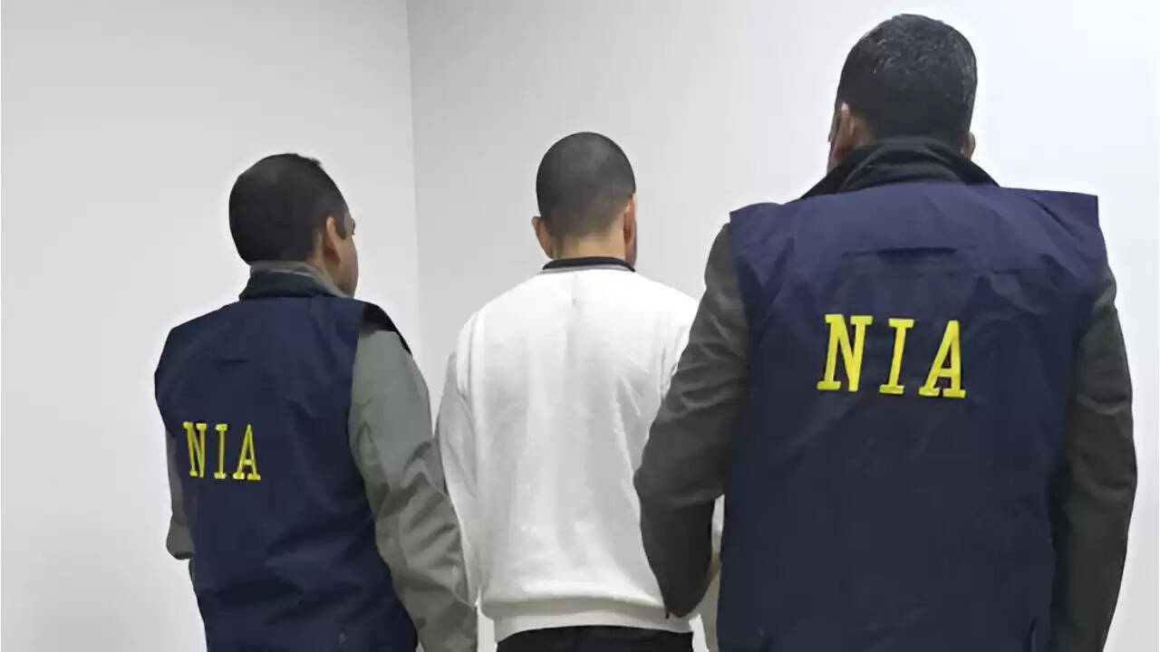 गैंगस्टर लॉरेंस बिश्नोई का भाई अनमोल बिश्नोई NIA की हिरासत में