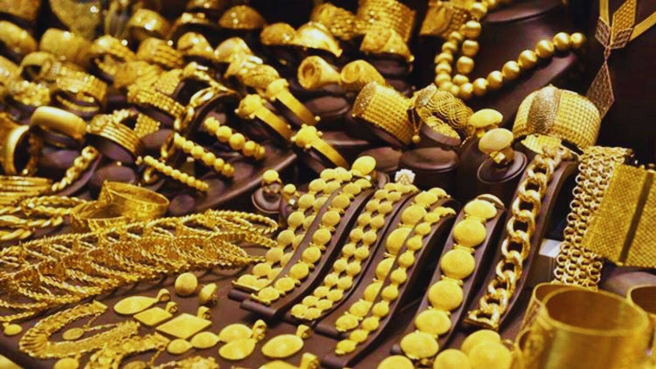 सोने और चांदी की कीमतों में गिरावट: जानें आपके शहर में ताजा रेट