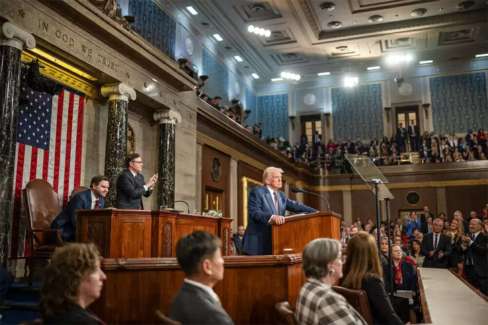 लोकतंत्र में जवाबदेही: अमेरिका और भारत की तुलना