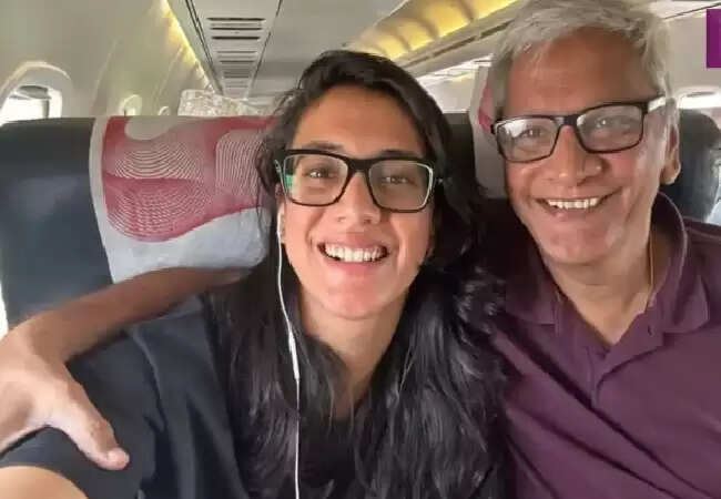 स्मृति मंधाना के पिता अस्पताल से डिस्चार्ज, जानें डॉक्टरों ने क्या कहा