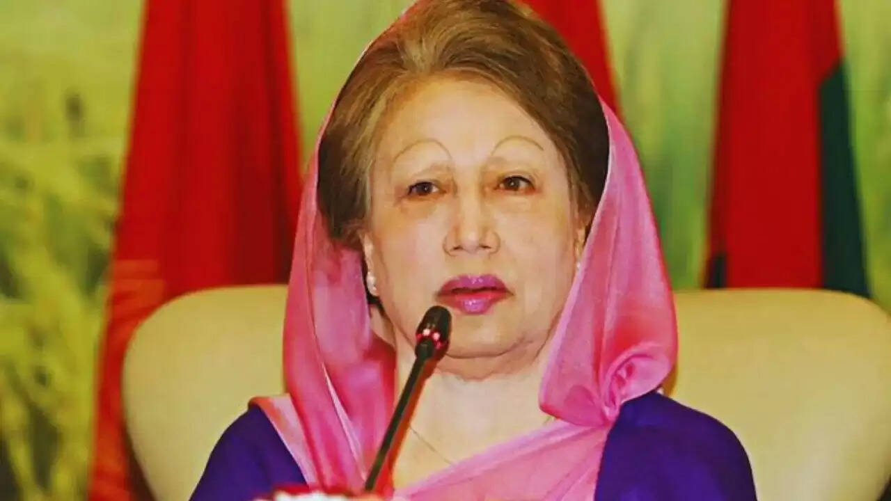 बांग्लादेश की पूर्व प्रधानमंत्री खालिदा जिया का निधन: जानें उनके राजनीतिक सफर के बारे में