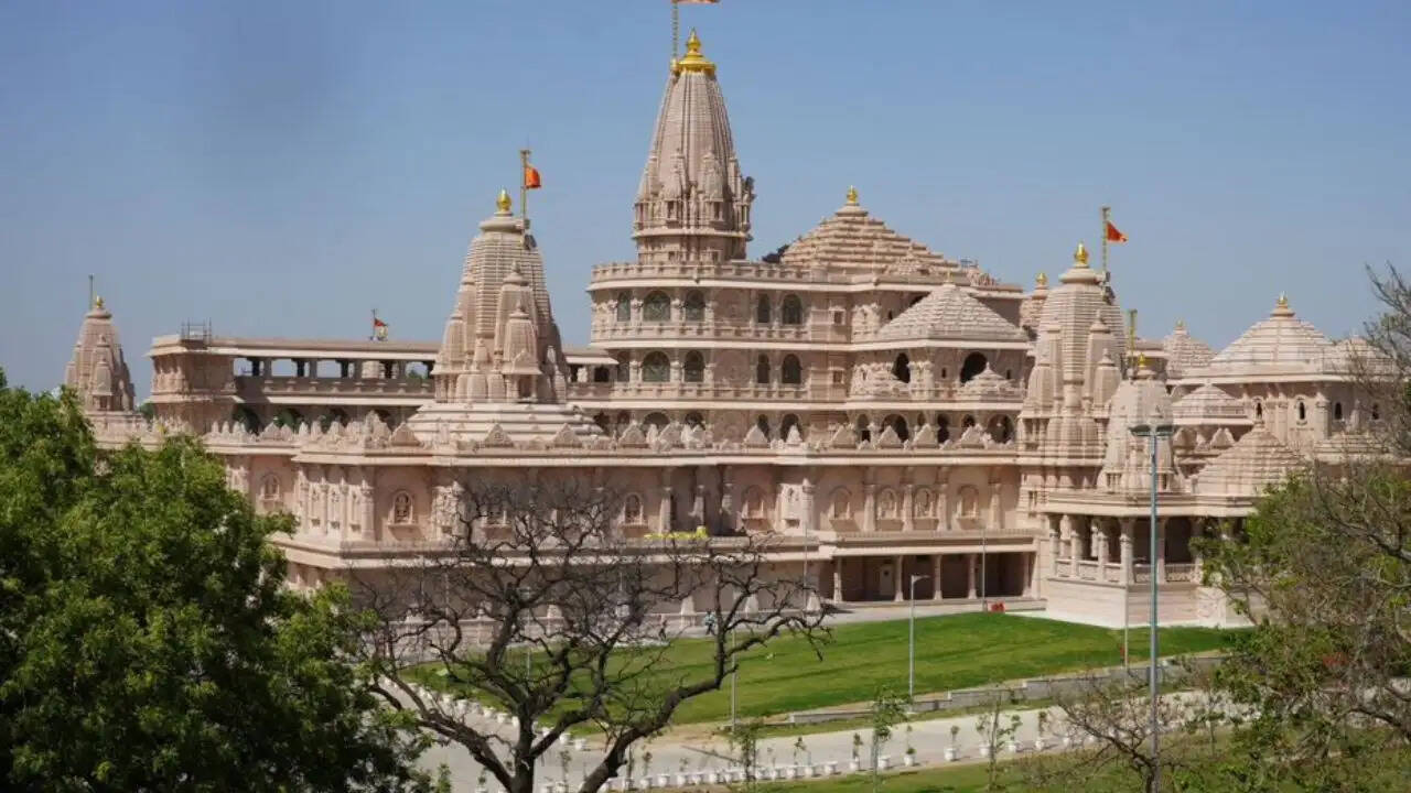 राम मंदिर चढ़ावा चोरी विवाद: SIT की जांच में क्या निकलेगा सच?