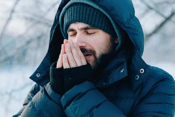 सर्दियों में एंग्जायटी: जानें इसके लक्षण और बचाव के उपाय