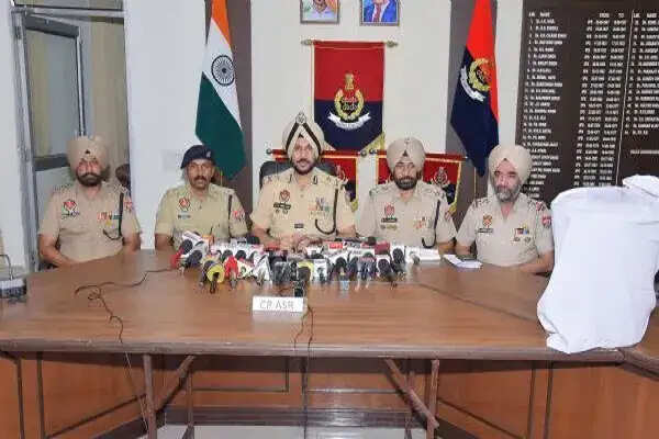 अमृतसर में अंतरराष्ट्रीय ड्रग तस्करी का भंडाफोड़, 30 किलोग्राम हेरोइन बरामद