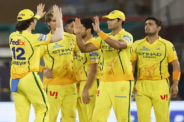 आईपीएल 2026 में सीएसके के प्लेऑफ में न पहुंचने के पांच प्रमुख कारण