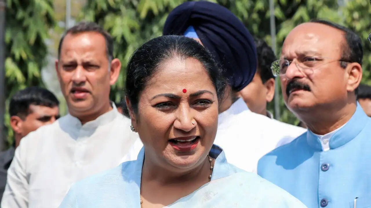 दिल्ली का नया बजट: शिक्षा, स्वास्थ्य और इंफ्रास्ट्रक्चर पर जोर