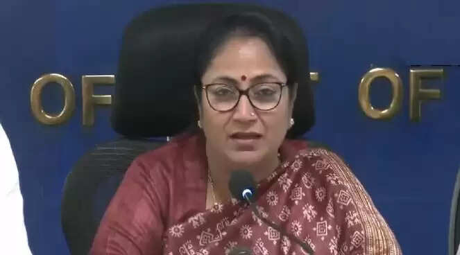 दिल्ली की मुख्यमंत्री ने बिगड़ती वायु गुणवत्ता के लिए पंजाब सरकार को ठहराया जिम्मेदार