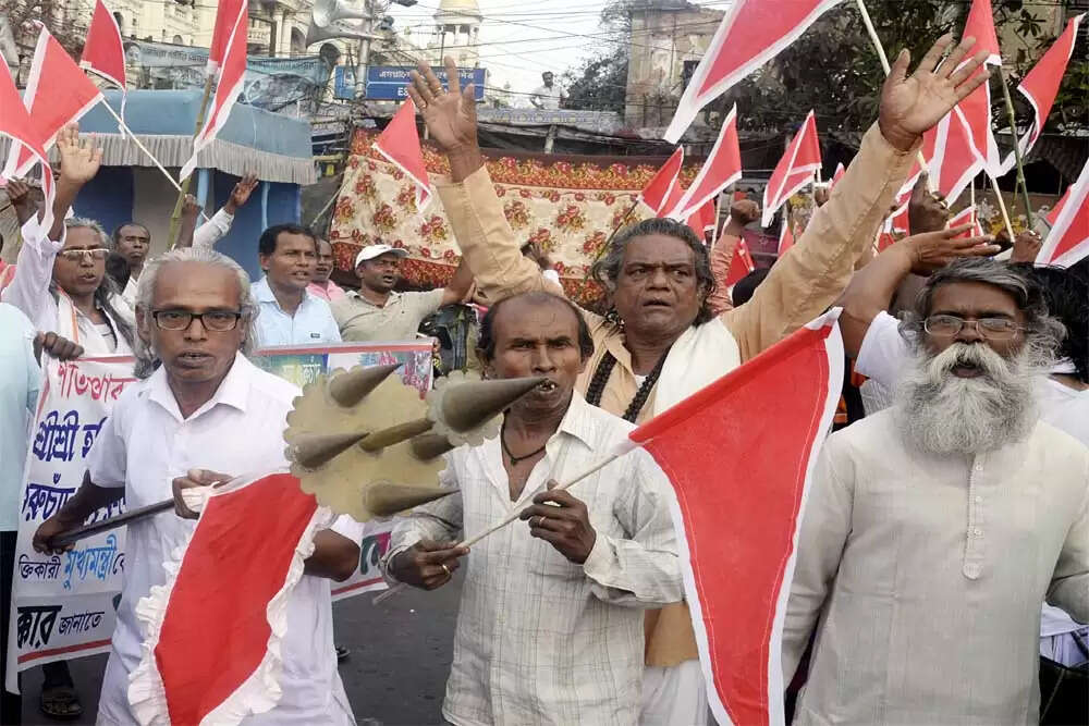 पश्चिम बंगाल में मतुआ समुदाय की राजनीति और नागरिकता की चुनौतियाँ