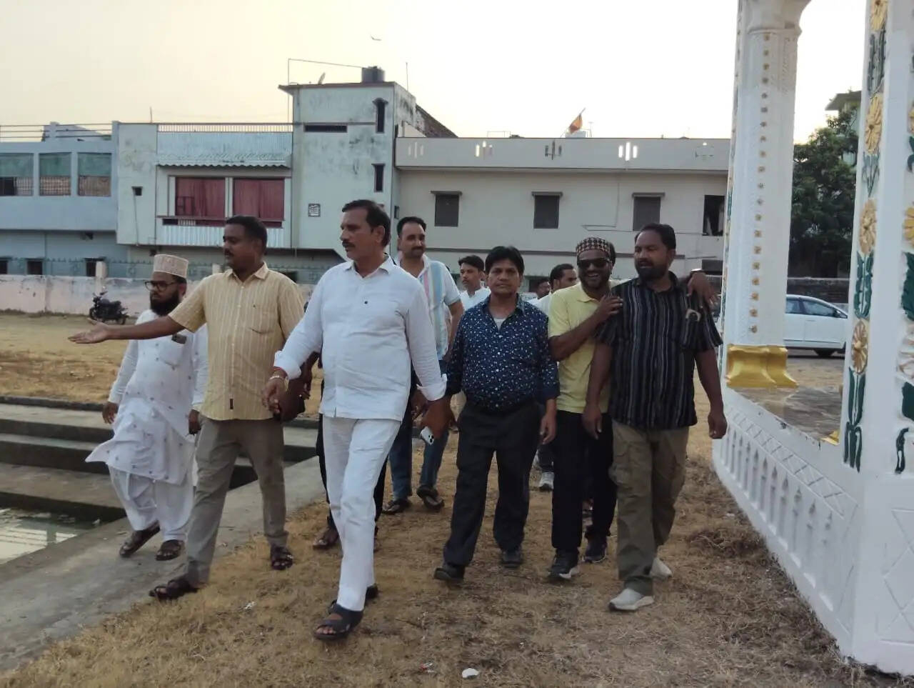 नौतनवा में मोहर्रम पर्व की तैयारियों का निरीक्षण