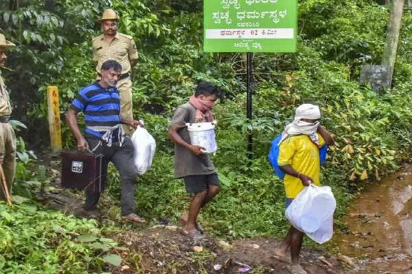 कर्नाटक में सामूहिक दफन मामले में नए रहस्य का खुलासा, खोपड़ियों की संख्या बढ़कर सात हुई