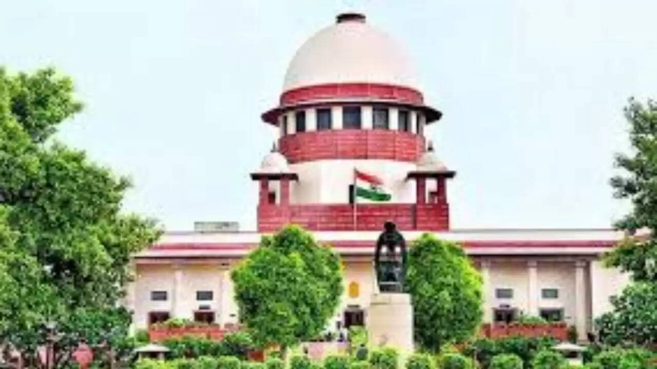 सुप्रीम कोर्ट में बिहार के मतदाता सूची पर सुनवाई, आधार कार्ड को पहचान के लिए मान्यता देने पर चर्चा