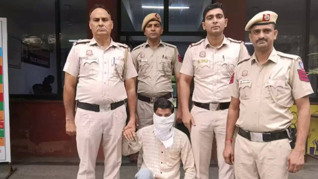 दिल्ली में महिला हत्या का सनसनीखेज मामला: आरोपी गिरफ्तार