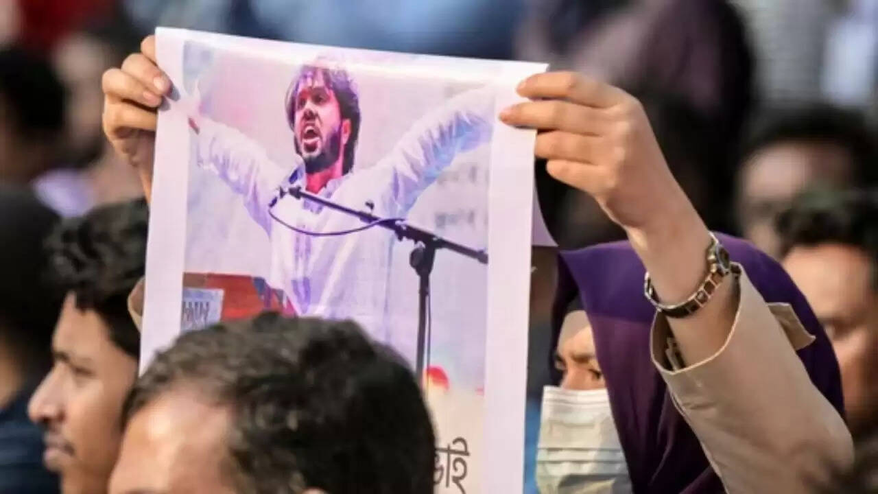 बांग्लादेश में उस्मान फारूक हादी की हत्या के बाद सुरक्षा व्यवस्था में बड़ा बदलाव