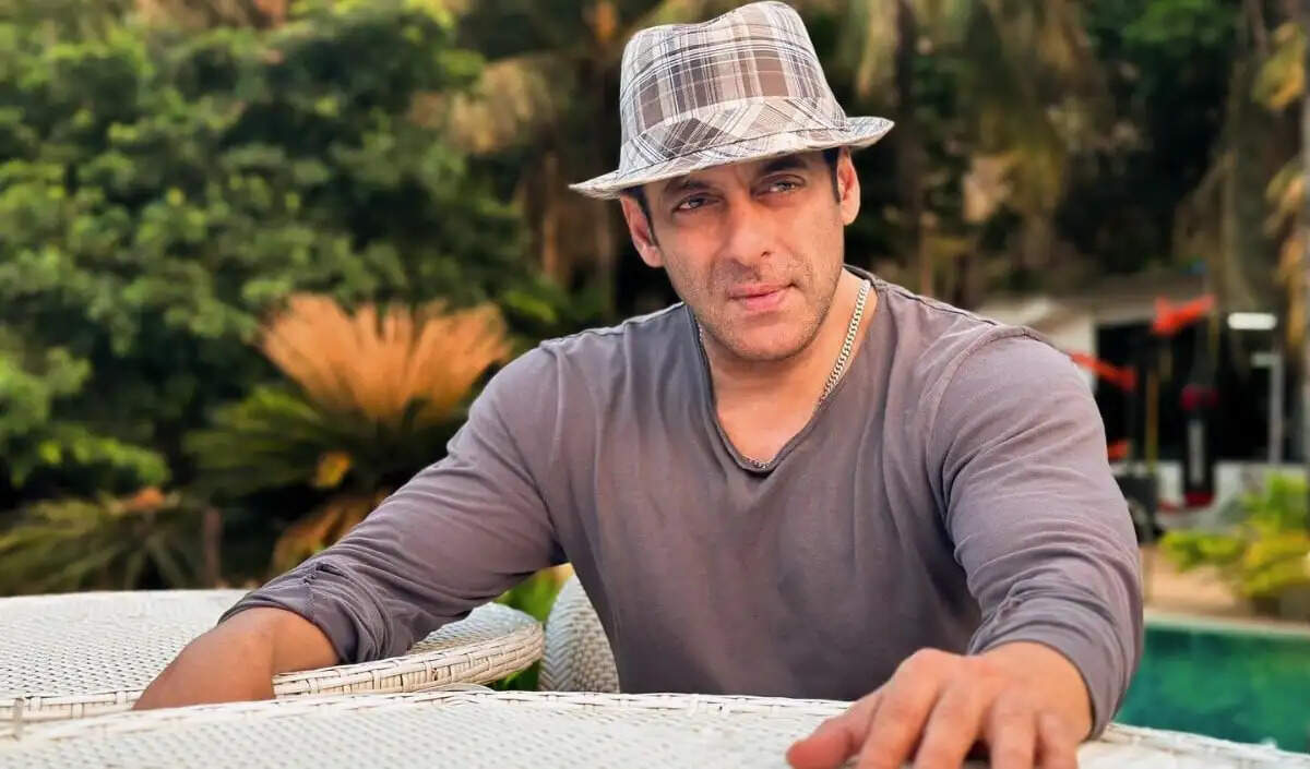 राजपाल यादव की मुस्कान ने जीता सबका दिल, सलमान खान ने किया समर्थन