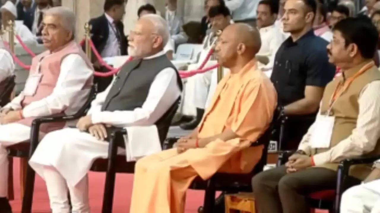 यूपी इंटरनेशनल ट्रेड शो 2025: भारत की आत्मनिर्भरता का संदेश