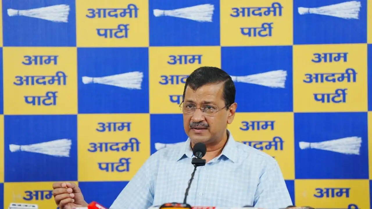 NEET पेपर लीक के बाद केजरीवाल ने शिक्षा मंत्री की बर्खास्तगी की उठाई मांग