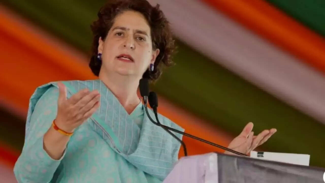 प्रियंका गांधी ने चुनाव आयोग पर उठाए गंभीर सवाल, मतदाता सूची में गड़बड़ी का आरोप