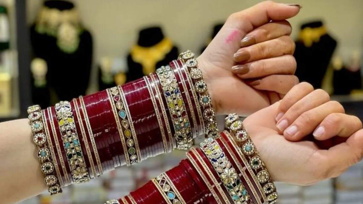 करनाल में शादी के सीजन में चूड़ों की नई ट्रेंड्स