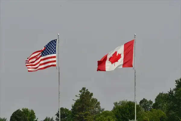 कनाडाई नागरिकता के लिए अमेरिकी नागरिकों की बढ़ती रुचि