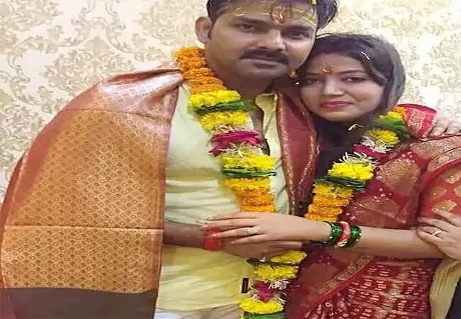 पवन सिंह की पत्नी ज्योति सिंह का भावुक सोशल मीडिया पोस्ट, आत्मदाह की बात की