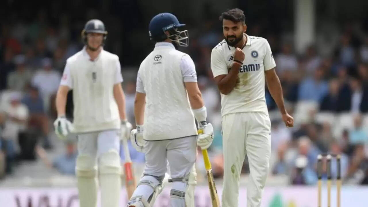 भारत-इंग्लैंड 5वें टेस्ट में दिनेश कार्तिक की प्रतिक्रिया: आकाश दीप की हरकत पर उठे सवाल