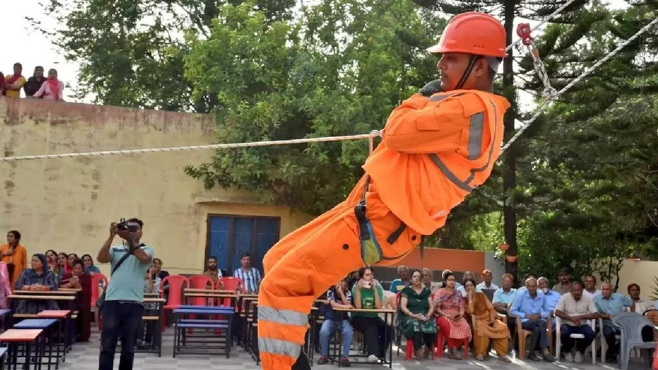 जम्मू-कश्मीर और अन्य राज्यों में ऑपरेशन शील्ड का सफल अभ्यास