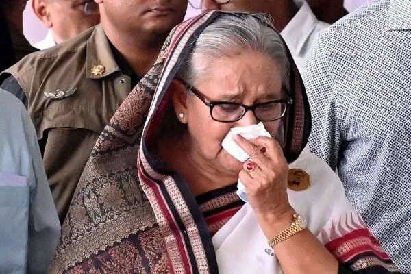 बांग्लादेश की पूर्व प्रधानमंत्री शेख हसीना को फांसी की सजा