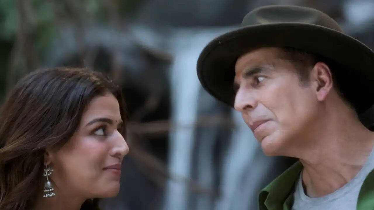 अक्षय कुमार की फिल्म 'भूत बंगला' का नया गाना 'तू ही दिसदा' हुआ रिलीज