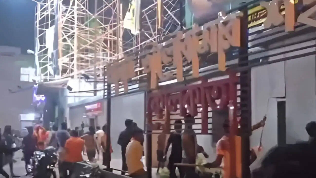 पश्चिम बंगाल में चुनावी हिंसा: भाजपा और टीएमसी कार्यकर्ताओं की मौत से बढ़ा तनाव