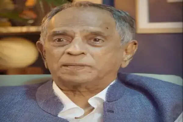 फिल्म निर्माता पहलाज निहलानी का निधन, बॉलीवुड में शोक की लहर