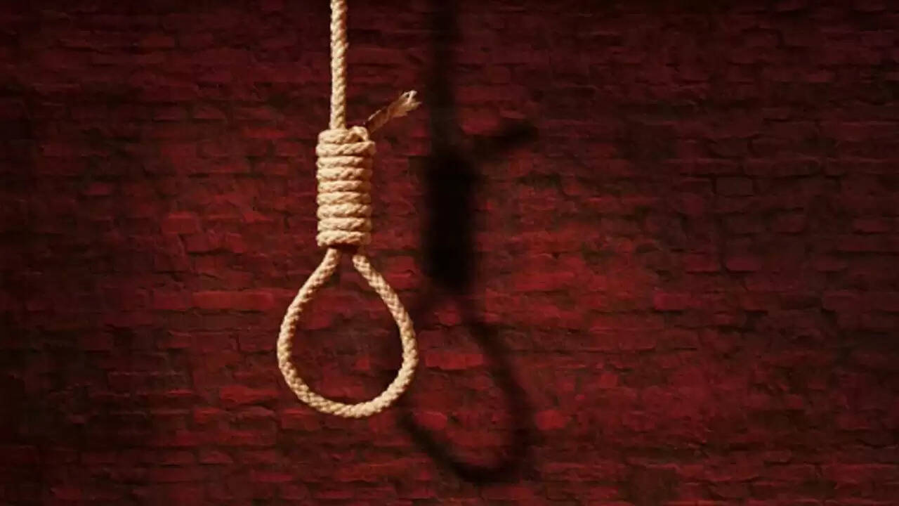 पश्चिम बंगाल में मतदाता सूची के डर से युवक ने की आत्महत्या