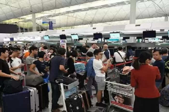 सुपर टाइफून रागासा: हांगकांग हवाई अड्डा 36 घंटे के लिए बंद