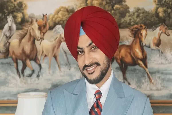 पंजाबी गायक राजवीर जवंदा की स्वास्थ्य स्थिति गंभीर, वेंटिलेटर पर जारी है इलाज