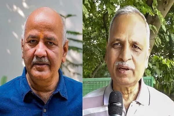 मनीष सिसोदिया और सत्येंद्र जैन की कानूनी परेशानियाँ बढ़ीं, एसीबी ने किया समन