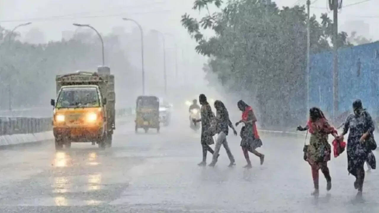 दिल्ली में बारिश से मिली गर्मी से राहत, मानसून की जल्दबाजी