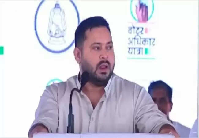 बिहार में मतदाता अधिकार यात्रा का आगाज, तेजस्वी यादव ने भाजपा पर साधा निशाना