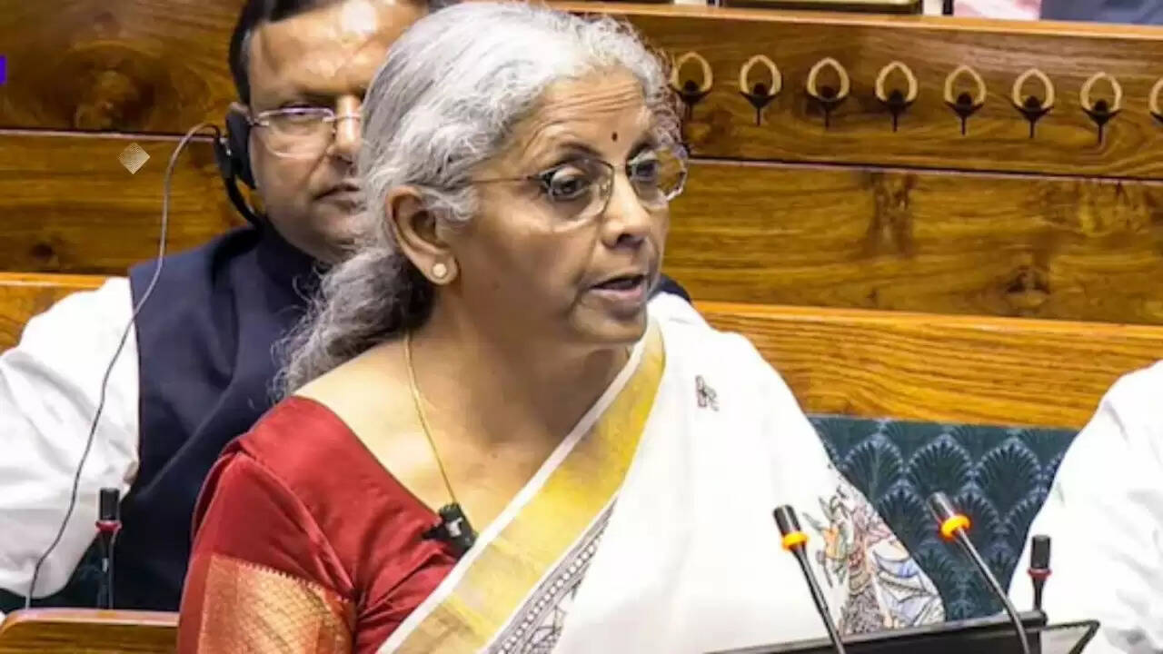 आयकर विधेयक 2025: क्या हैं इसके प्रमुख बदलाव और प्रभाव?