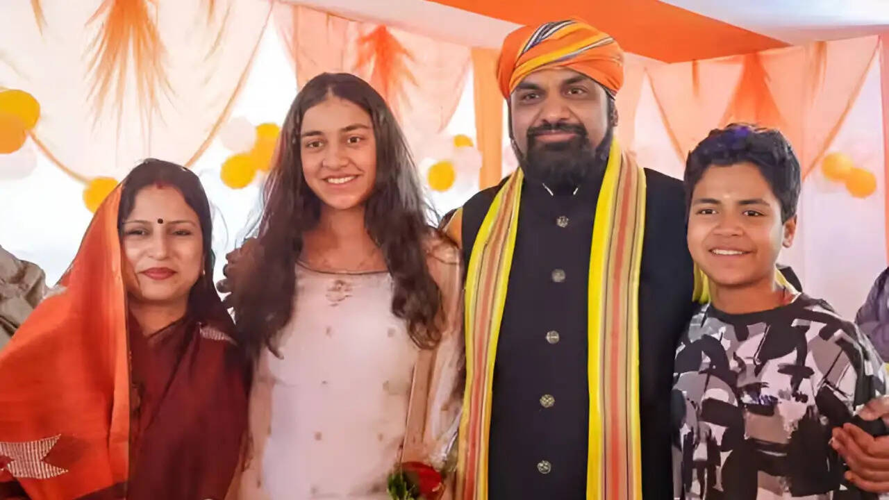 बिहार के नए मुख्यमंत्री सम्राट चौधरी: जानें उनकी पारिवारिक पृष्ठभूमि और पत्नी के बारे में