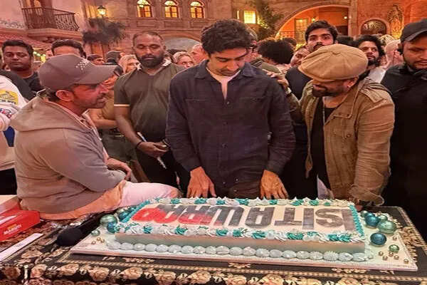 ऋतिक रोशन ने 'वॉर-2' की शूटिंग पूरी की, साझा की खुशी