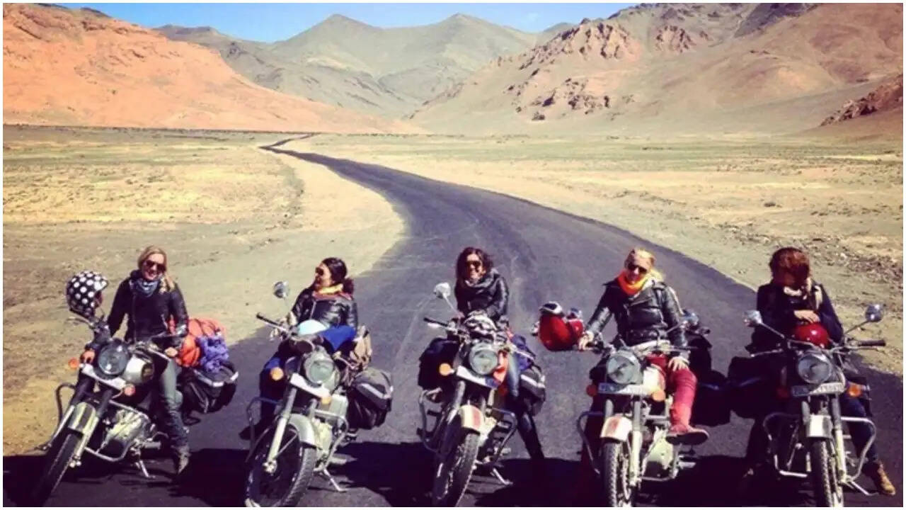 गर्मी में बाइक चलाने के लिए सुरक्षा टिप्स