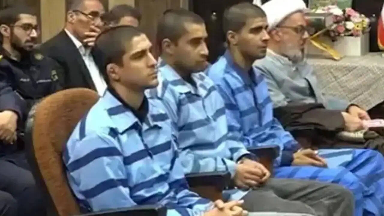 ईरान में सार्वजनिक फांसी: मानवाधिकारों पर गंभीर सवाल उठे